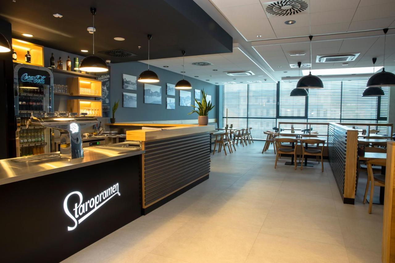 Hotel Smetanova Vsetín 외부 사진